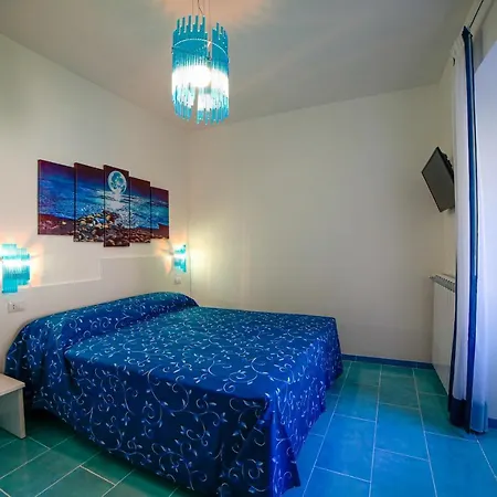 Amalfi Coast Ncopp' A' Scalinatella Scala